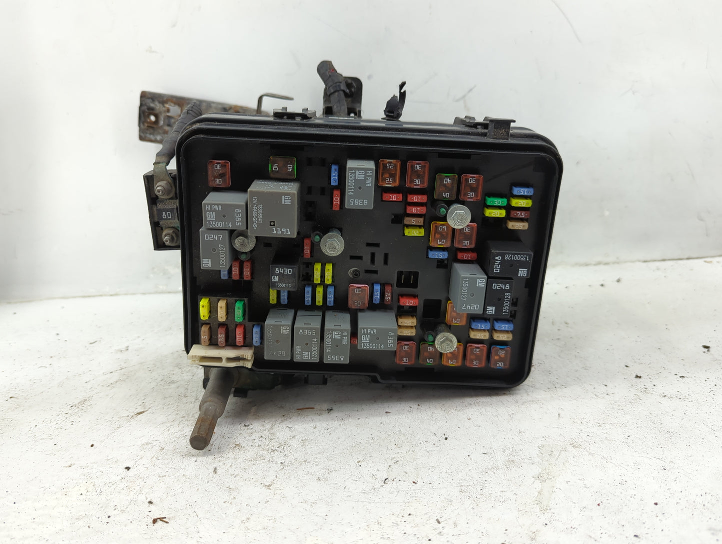 2011 Gmc Terrain Fusebox Fuse Box Panel Relay Module P/N:20899629 02 Fits OEM Used Auto Parts - Oemusedautoparts1.com