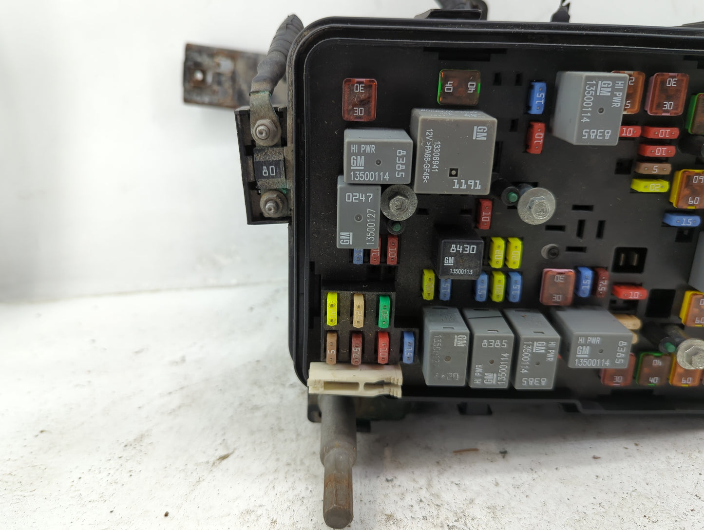 2011 Gmc Terrain Fusebox Fuse Box Panel Relay Module P/N:20899629 02 Fits OEM Used Auto Parts - Oemusedautoparts1.com
