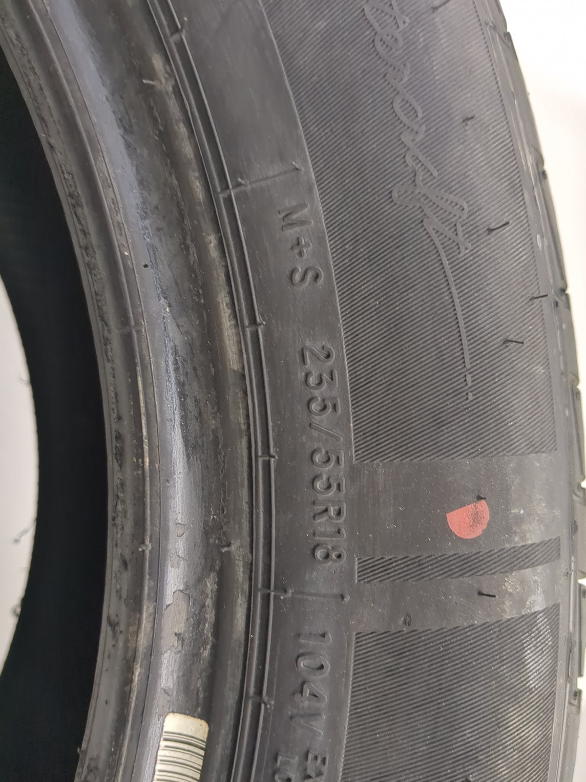 Used Tire 235/55R18 MASTERCRAFT COURSER QUEST PLUS 104V - Tread Depth 10/32 - Oemusedautoparts1.com