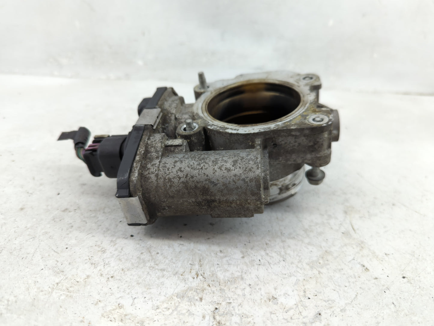 2010-2012 Gmc Terrain Throttle Body Fits Fits 2007 2008 2009 2010 2011 2012 OEM Used Auto Parts - Oemusedautoparts1.com