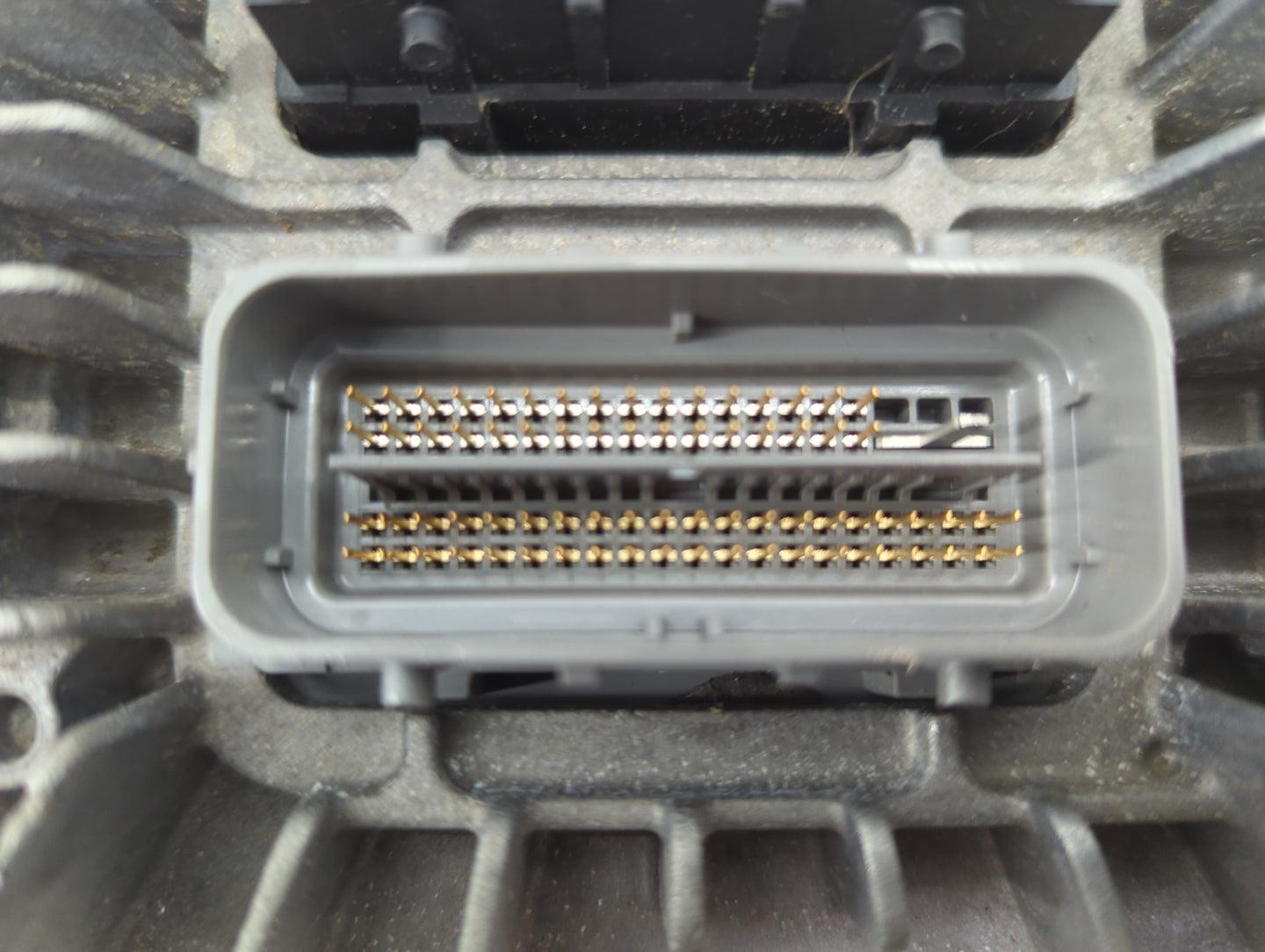 2010-2011 Gmc Terrain PCM Engine Control Computer ECU ECM PCU OEM P/N:12642569 Fits Fits 2010 2011 2012 2013 OEM Used Auto P