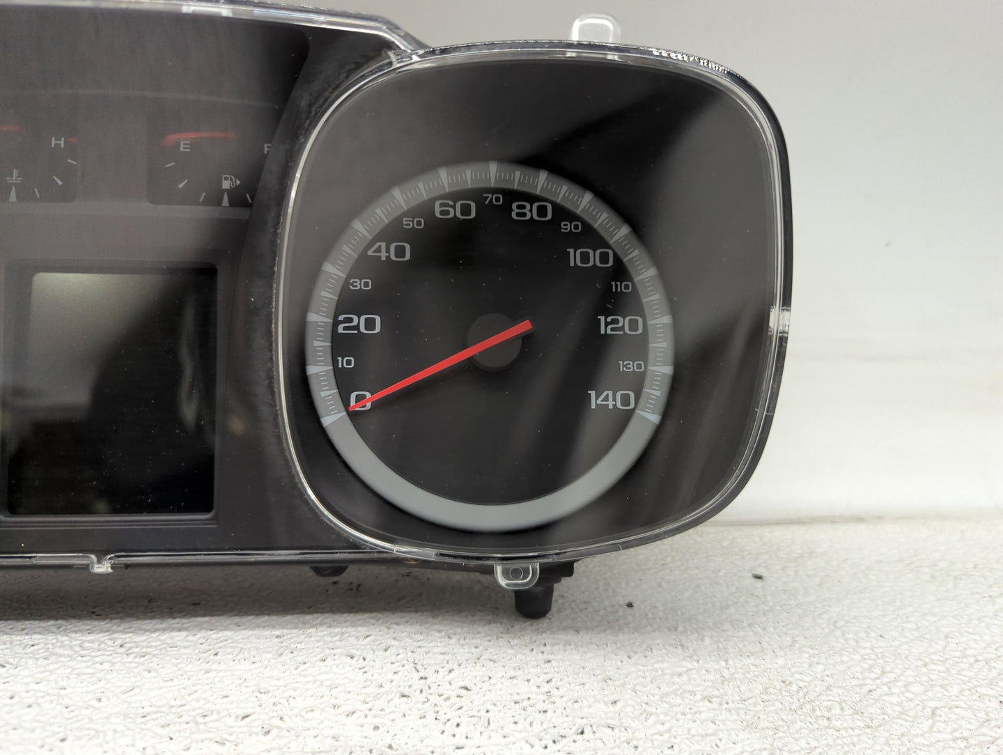 2011 Gmc Terrain Instrument Cluster Speedometer Gauges Miles: Fits OEM Used Auto Parts - Oemusedautoparts1.com