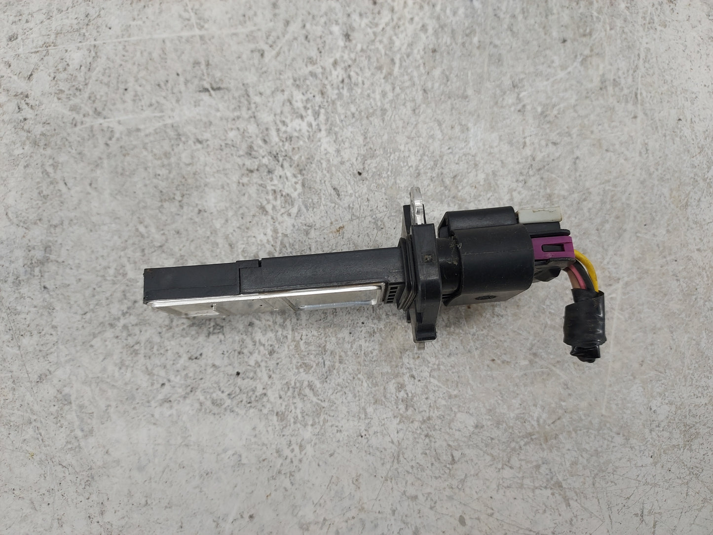 2010-2011 Gmc Terrain Mass Air Flow Meter Maf 1485490 - Oemusedautoparts1.com