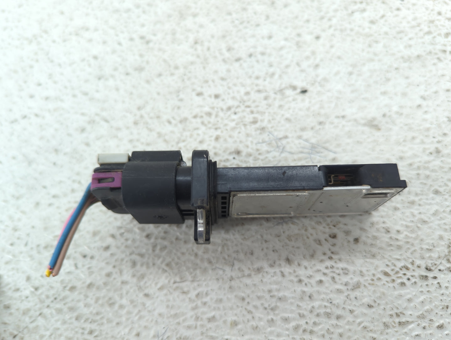 2010-2011 Gmc Terrain Mass Air Flow Meter Maf 1487814 - Oemusedautoparts1.com