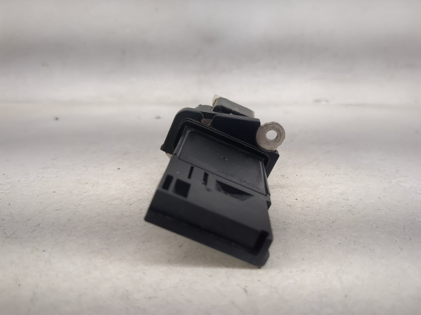 2010-2011 Gmc Terrain Mass Air Flow Meter Maf 1488628 - Oemusedautoparts1.com