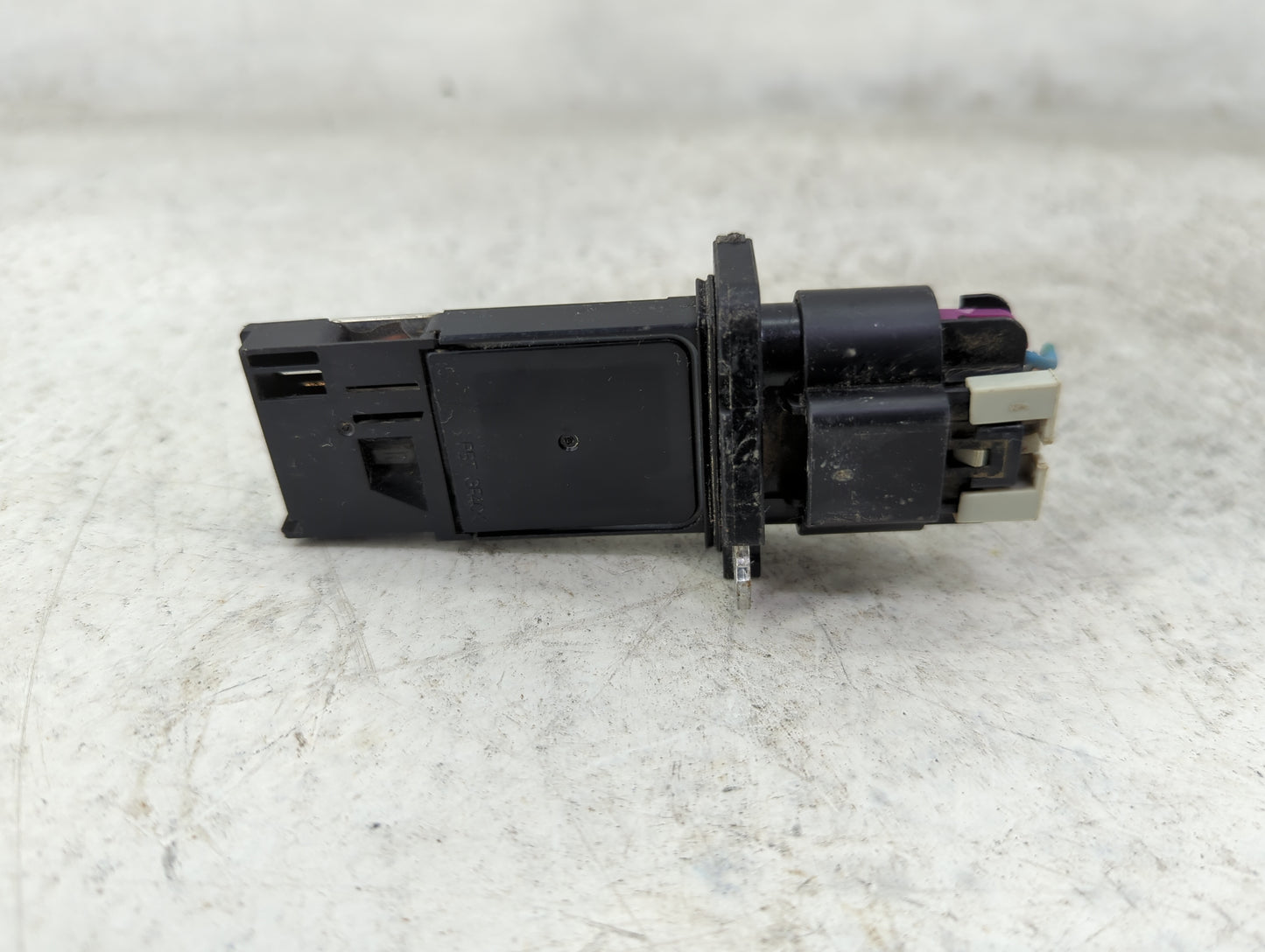 2010-2011 Gmc Terrain Mass Air Flow Meter Maf 1489742 - Oemusedautoparts1.com