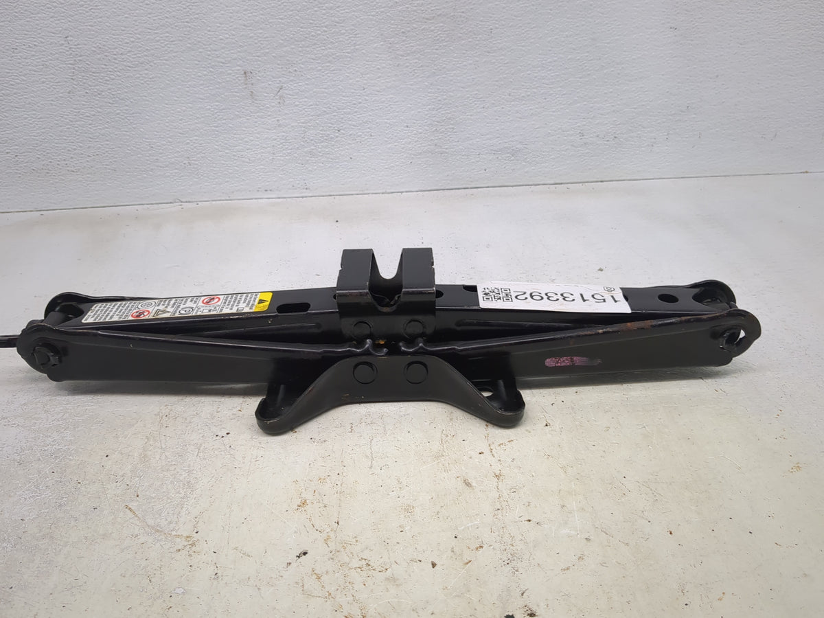 2011 Gmc Terrain Spare Scissor Car Jack 1513392 - Oemusedautoparts1.com