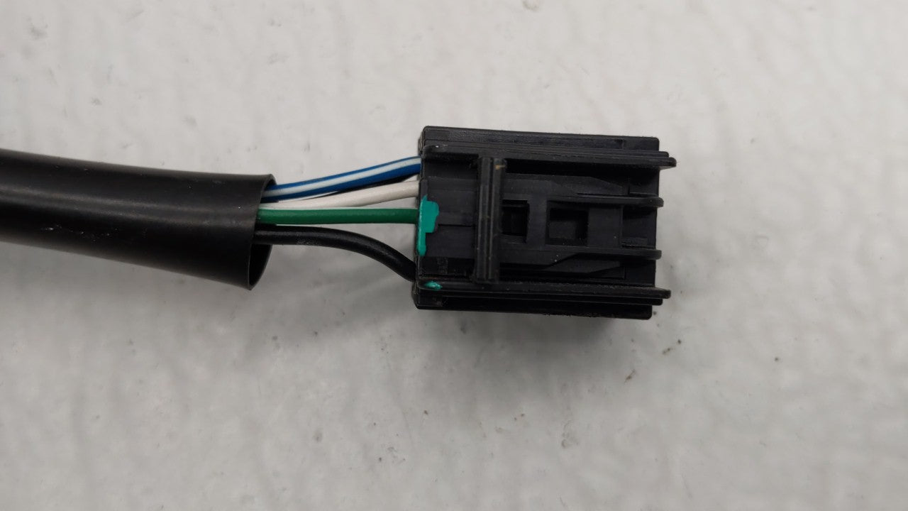 2010-2011 Gmc Terrain Side Mirror Replacement Driver Left View Door Mirror P/N:20858729 20858725, 20858723 Fits Fits 2010 20