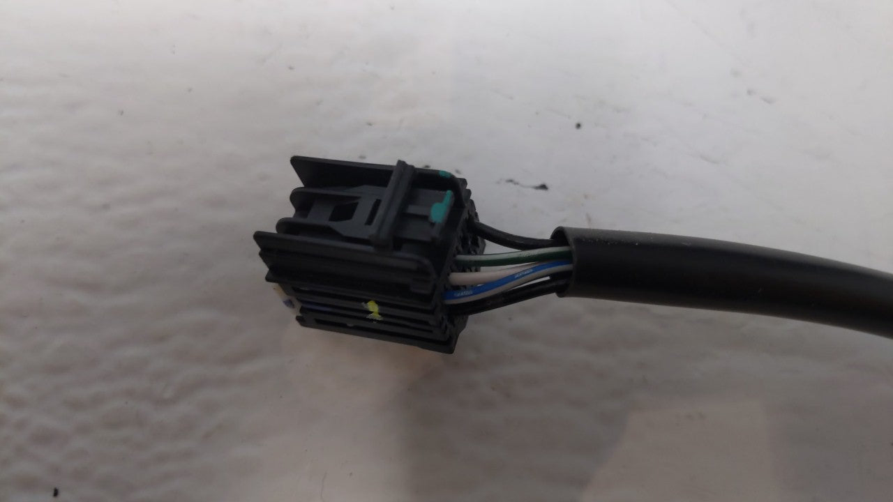 2010-2011 Gmc Terrain Side Mirror Replacement Driver Left View Door Mirror P/N:20858729 20858725, 20858723 Fits Fits 2010 20