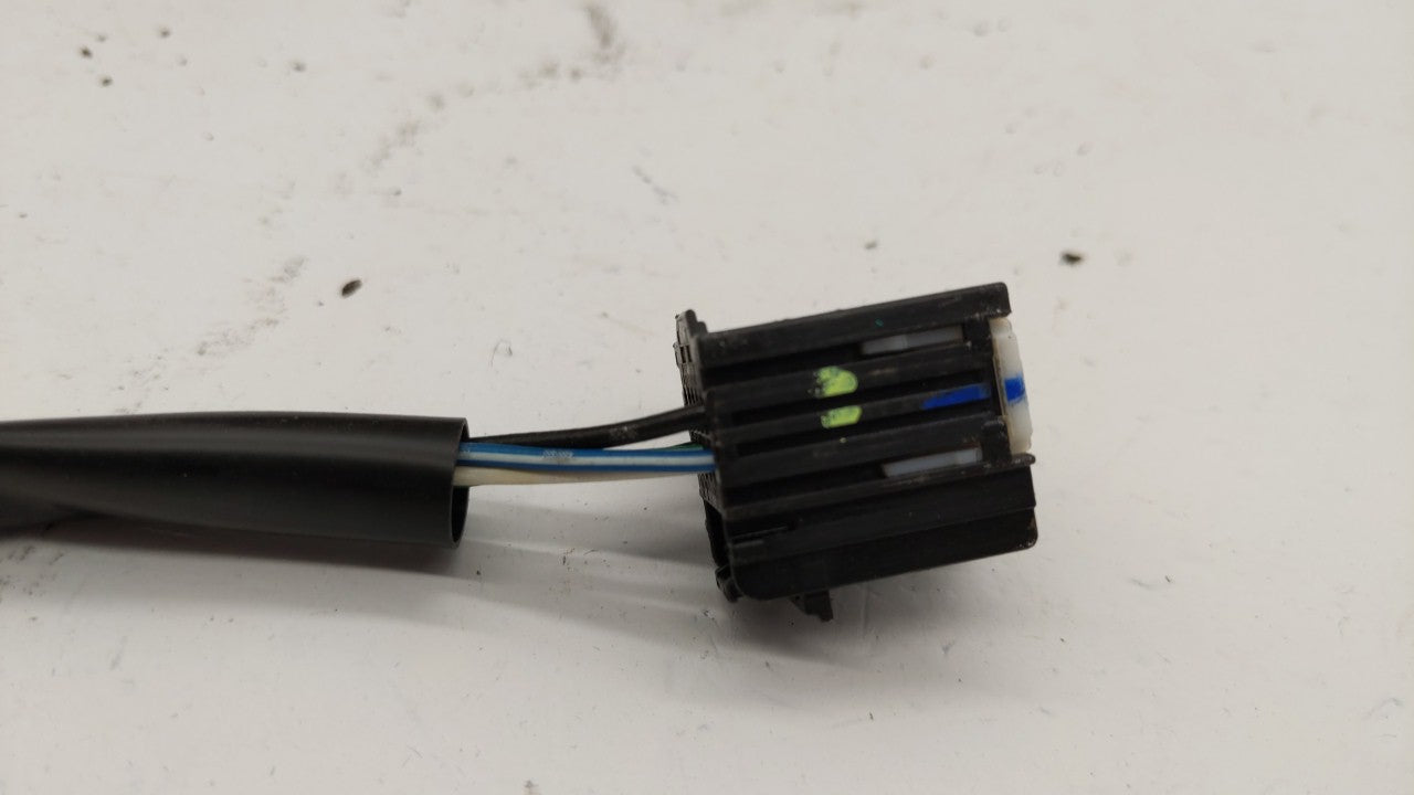 2010-2011 Gmc Terrain Side Mirror Replacement Driver Left View Door Mirror P/N:20858729 20858725, 20858723 Fits Fits 2010 20