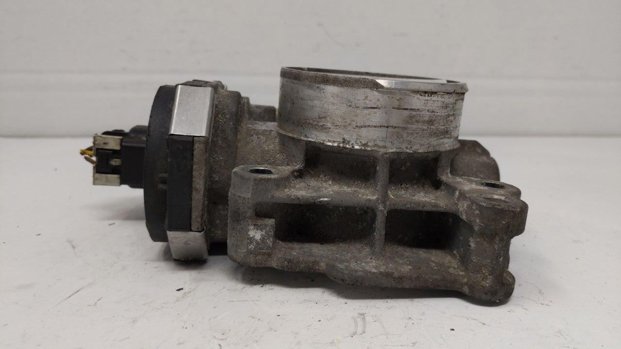 2010-2012 Gmc Terrain Throttle Body P/N:668AA 186AA Fits Fits 2007 2008 2009 2010 2011 2012 OEM Used Auto Parts - Oemusedaut