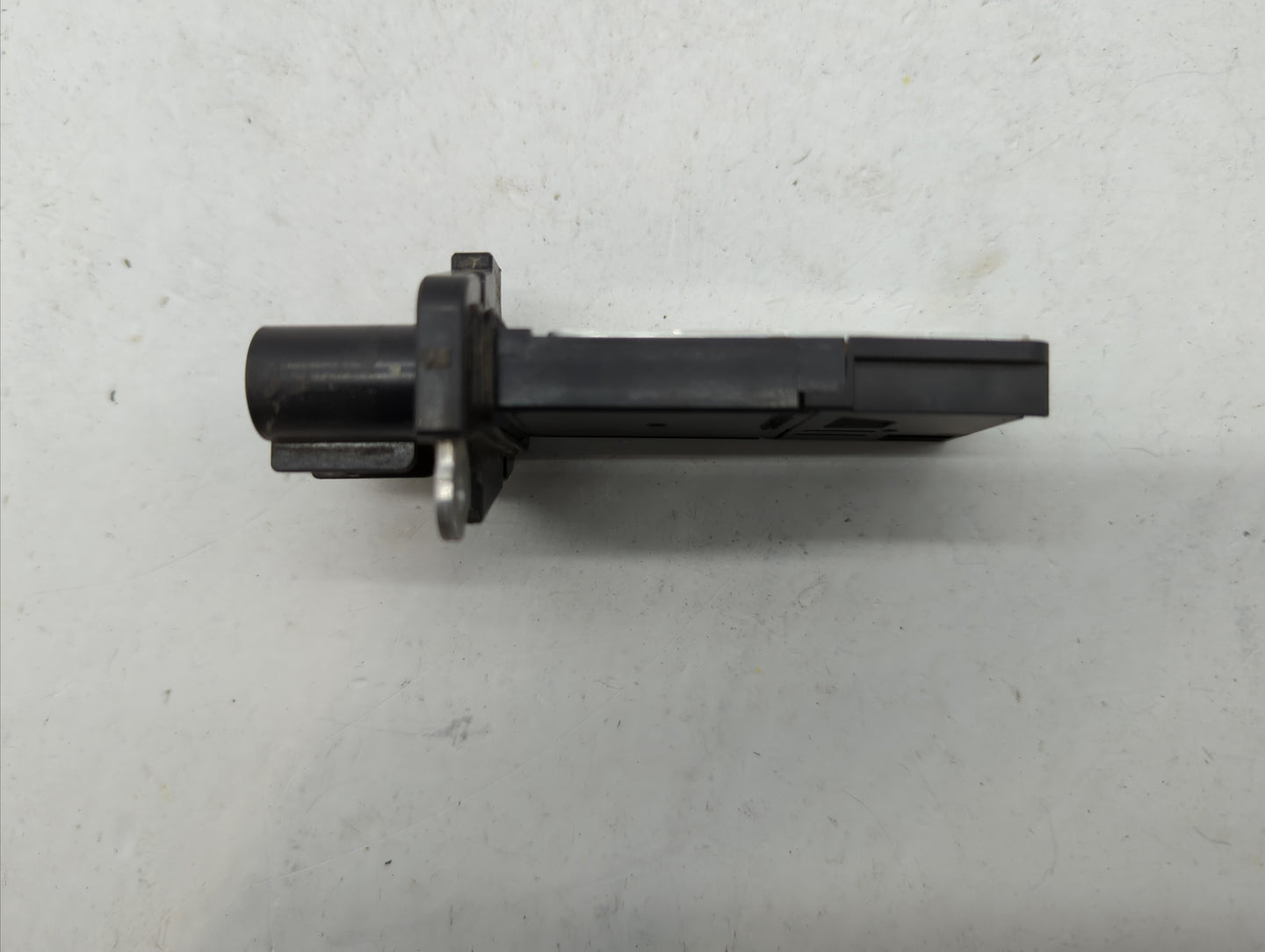 2010-2011 Gmc Terrain Mass Air Flow Meter Maf - Oemusedautoparts1.com