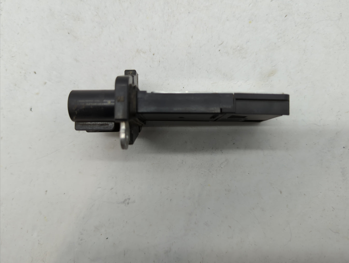 2010-2011 Gmc Terrain Mass Air Flow Meter Maf - Oemusedautoparts1.com