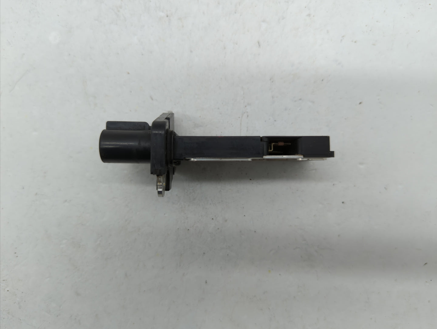 2010-2011 Gmc Terrain Mass Air Flow Meter Maf - Oemusedautoparts1.com