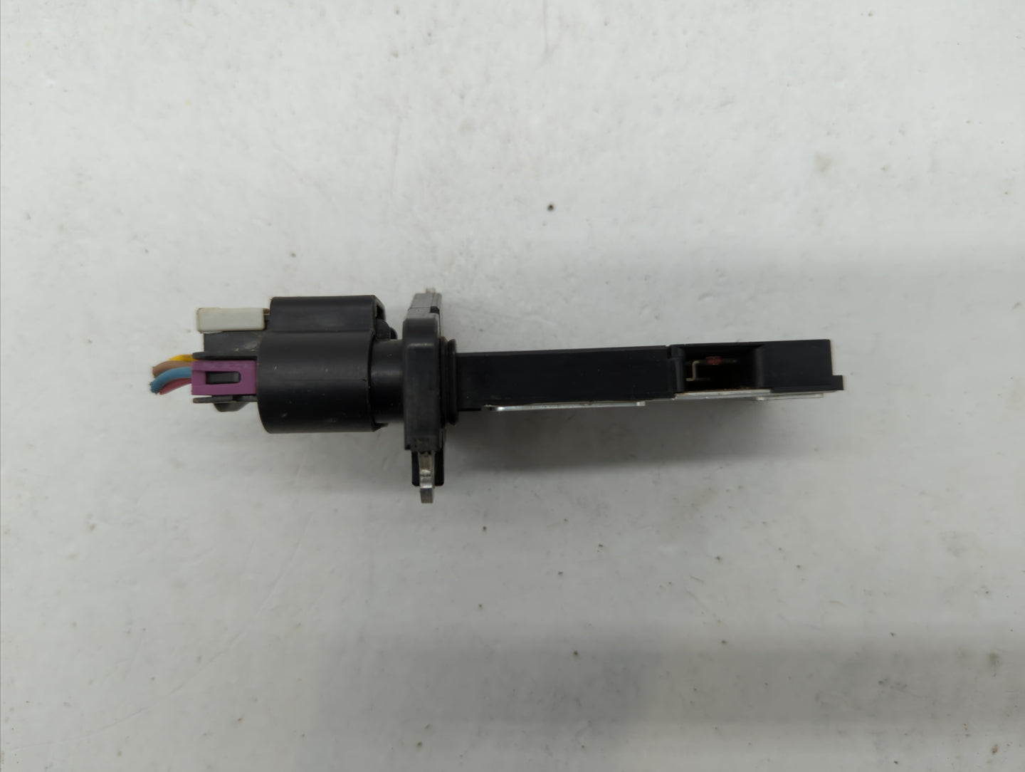 2010-2011 Gmc Terrain Mass Air Flow Meter Maf - Oemusedautoparts1.com