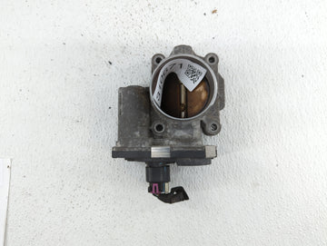 2010-2012 Gmc Terrain Throttle Body P/N:9B4G-9F991-A 668AA, 186AA Fits Fits 2007 2008 2009 2010 2011 2012 OEM Used Auto Part