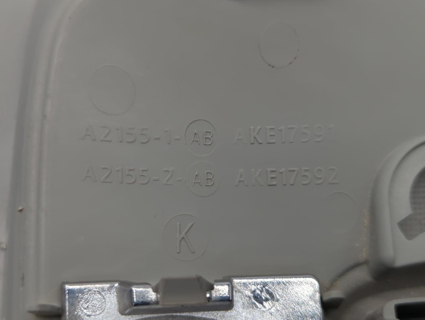 2010-2011 Gmc Terrain Overhead Console W/rear Climate Control - Oemusedautoparts1.com