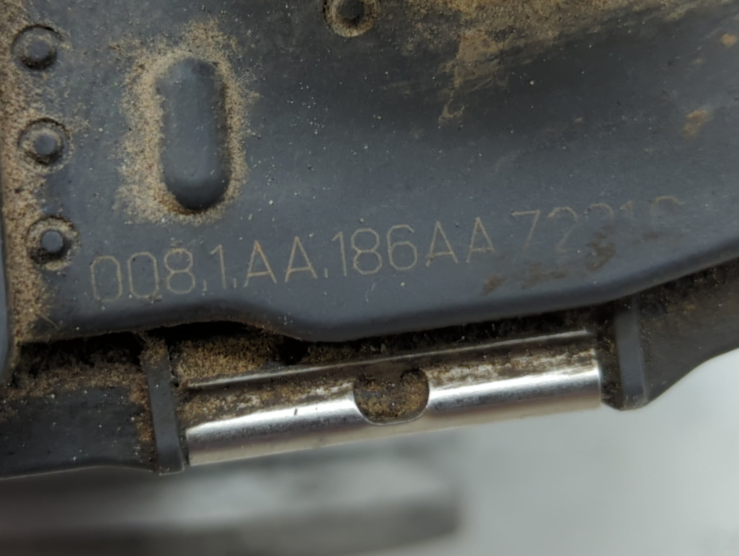 2010-2012 Gmc Terrain Throttle Body P/N:9B4G-9F991-A 668AA, 186AA Fits Fits 2007 2008 2009 2010 2011 2012 OEM Used Auto Part