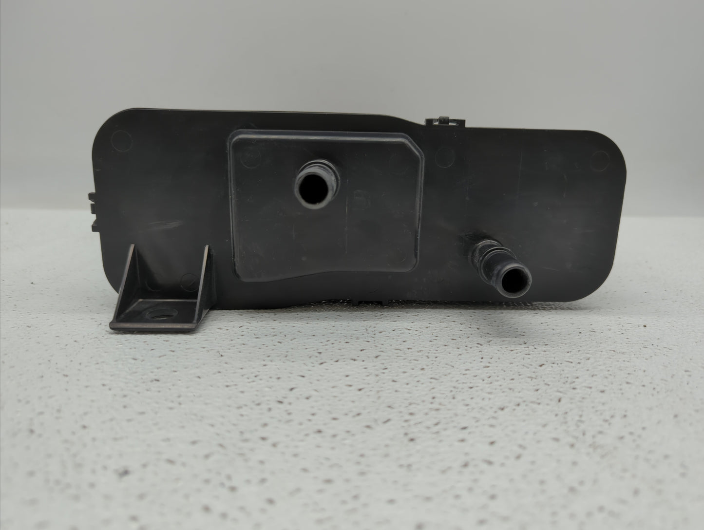 2011 Gmc Terrain Fuel Vapor Charcoal Canister - Oemusedautoparts1.com