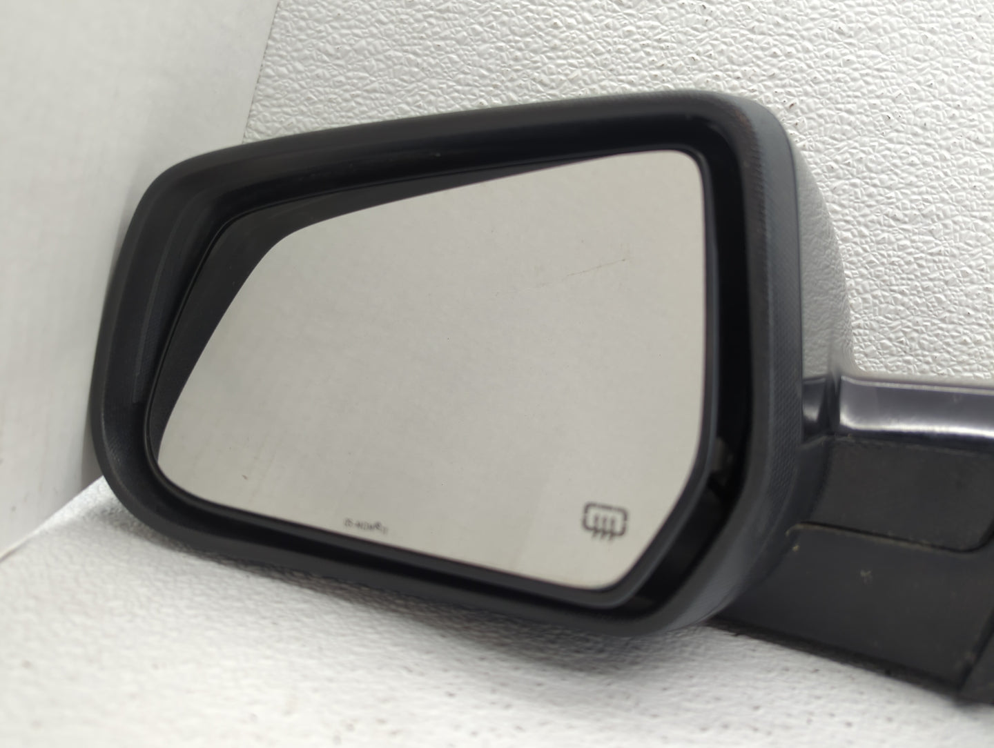 2010-2011 Gmc Terrain Driver Side View Mirror - Left Door Mirror OEM Used - Oemusedautoparts1.com