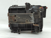 2011 Gmc Terrain Fusebox Fuse Box Panel Relay Module P/N:20899627 20899629 Fits OEM Used Auto Parts - Oemusedautoparts1.com