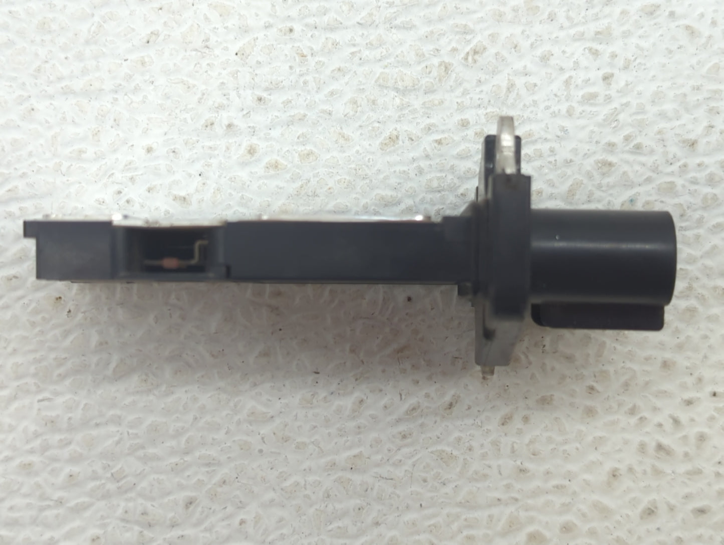 2010-2011 Gmc Terrain Mass Air Flow Meter Maf - Oemusedautoparts1.com