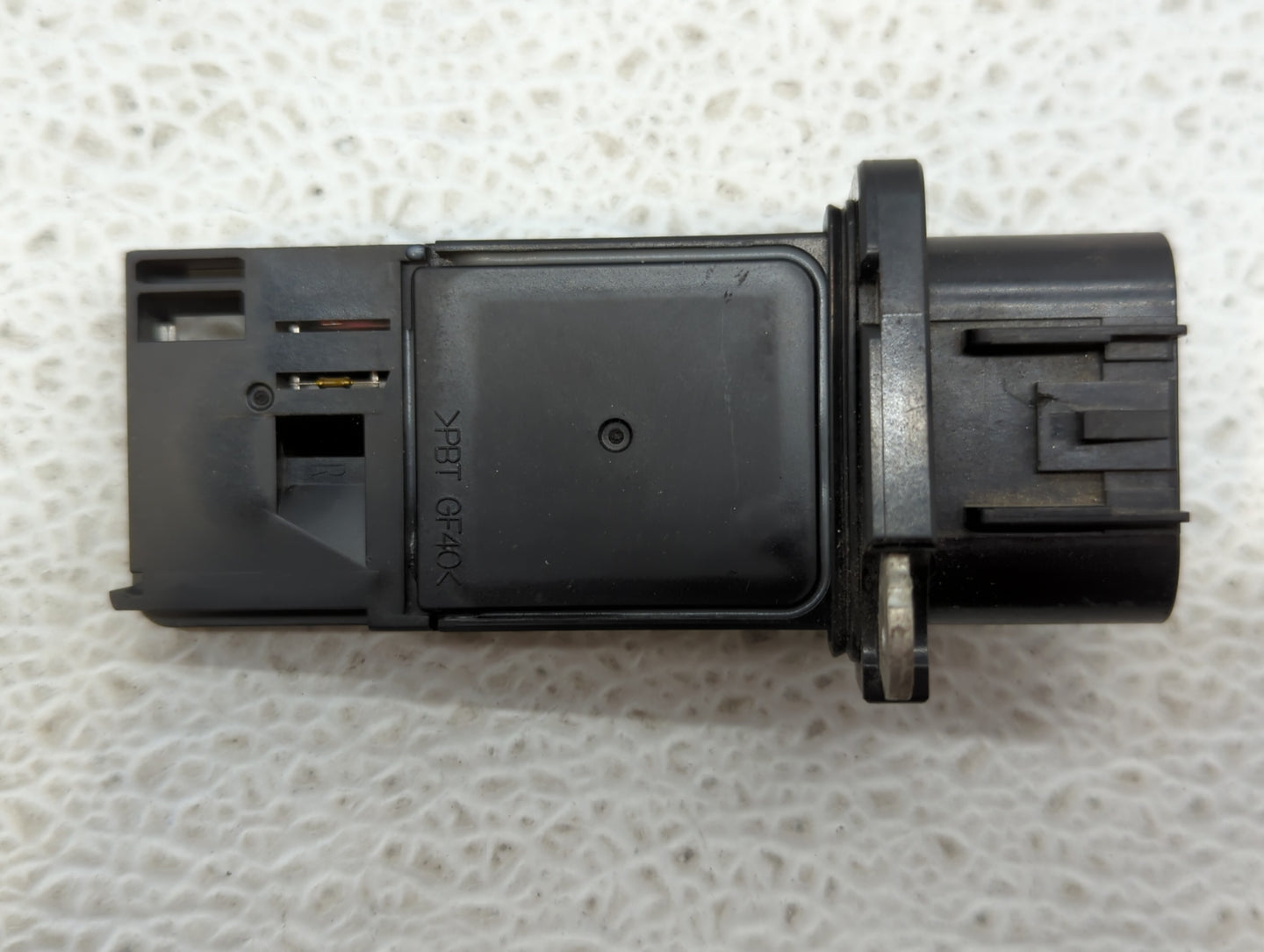 2010-2011 Gmc Terrain Mass Air Flow Meter Maf - Oemusedautoparts1.com