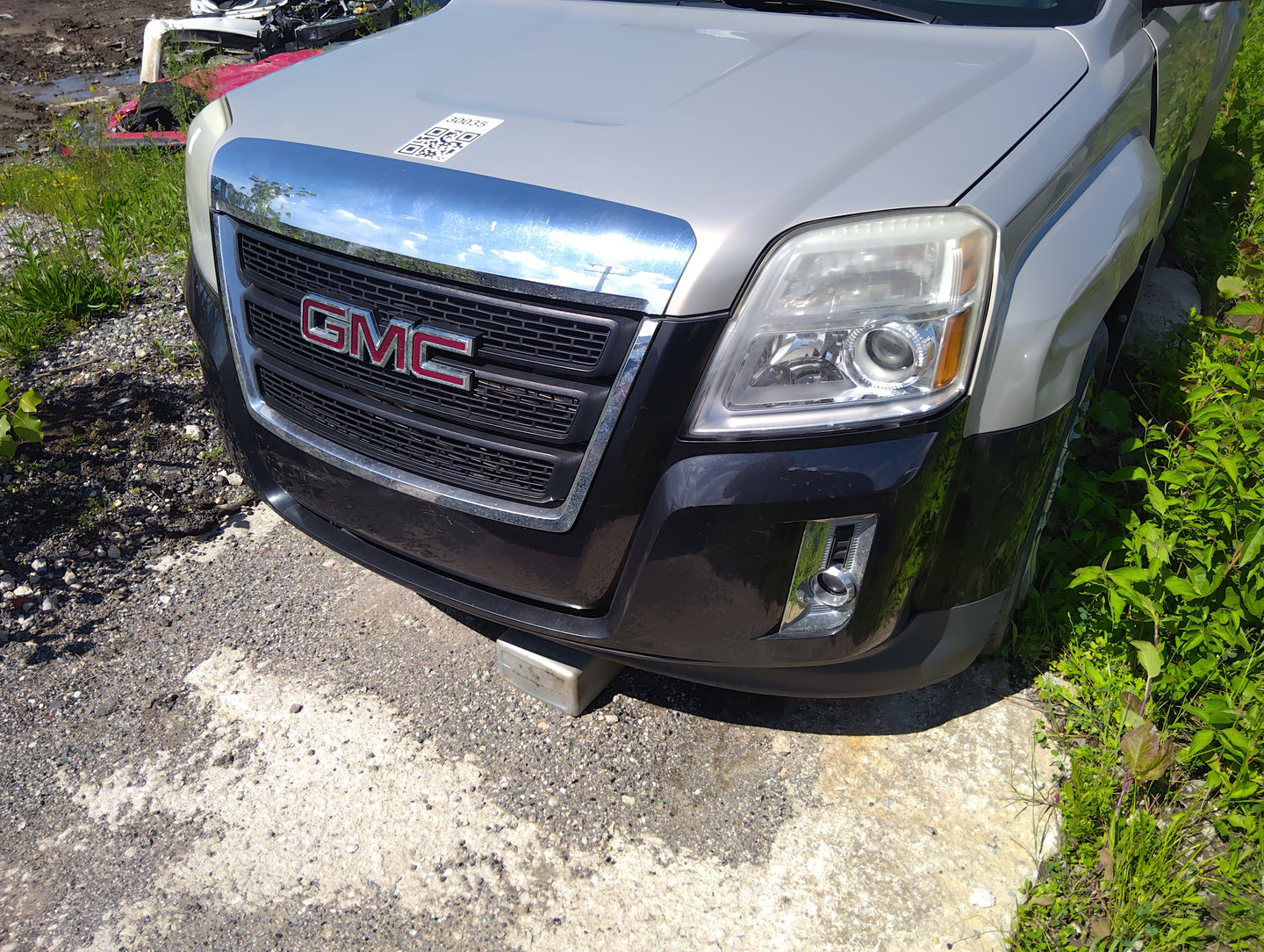2010-2015 Gmc Terrain Front Bumper - Oem 5032102 - Oemusedautoparts1.com