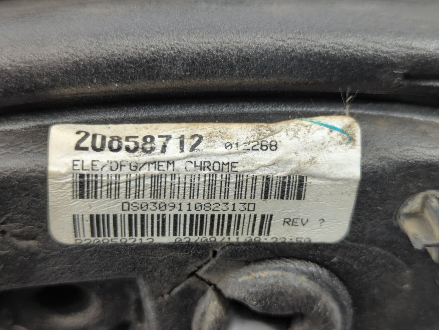 2010-2011 Gmc Terrain Driver Side View Mirror - Left Door Mirror OEM Used - Oemusedautoparts1.com