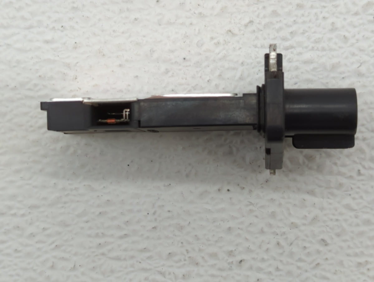 2010-2011 Gmc Terrain Mass Air Flow Meter Maf Sensor 555801 - Oemusedautoparts1.com