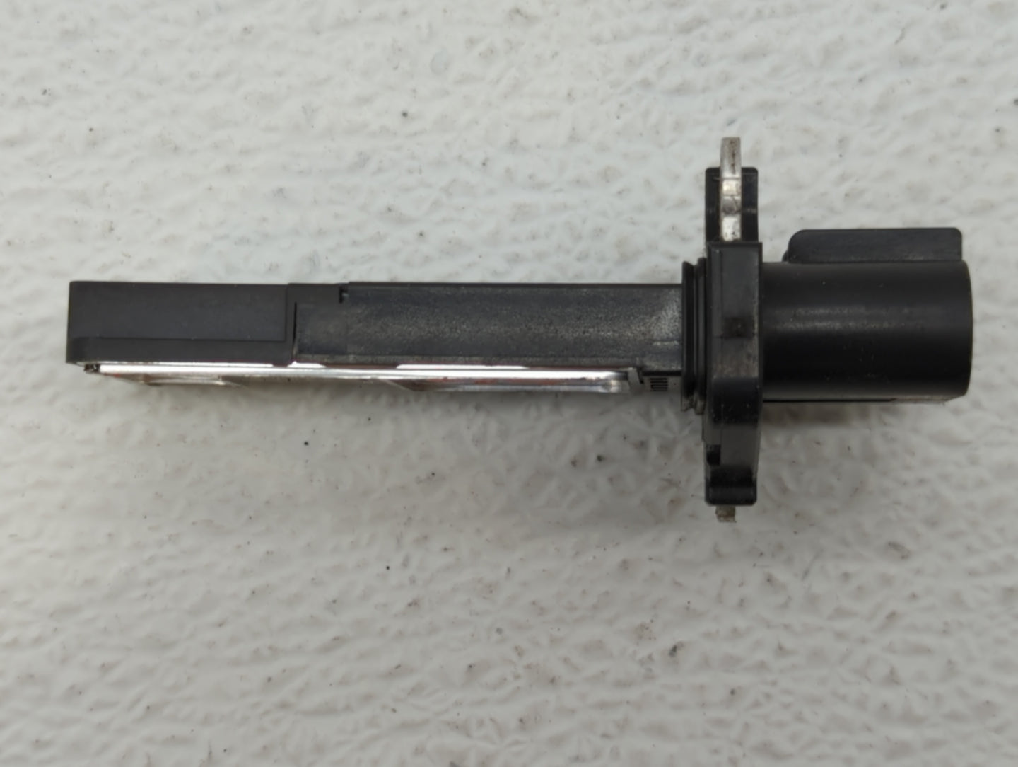 2010-2011 Gmc Terrain Mass Air Flow Meter Maf - Oemusedautoparts1.com