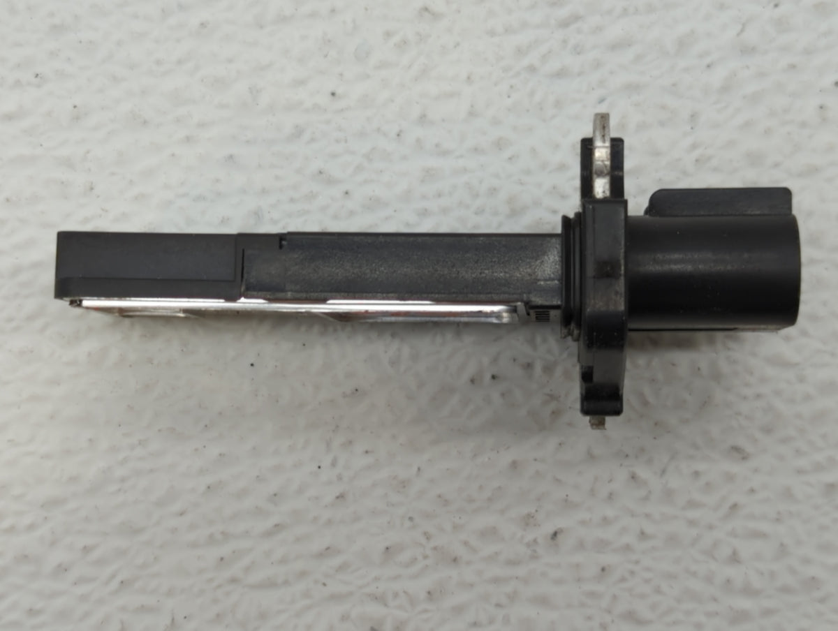 2010-2011 Gmc Terrain Mass Air Flow Meter Maf Sensor 555801 - Oemusedautoparts1.com