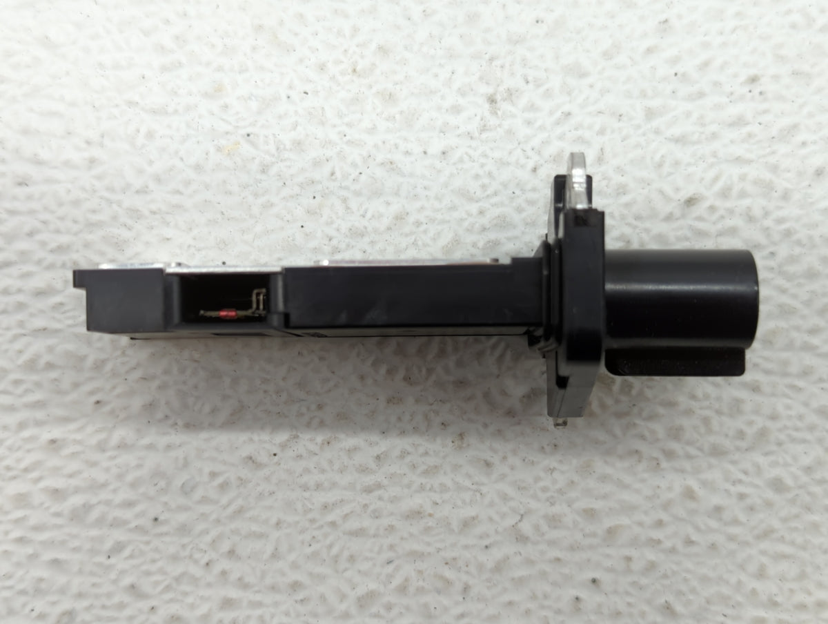 2010-2011 Gmc Terrain Mass Air Flow Meter Maf Sensor 556662 - Oemusedautoparts1.com