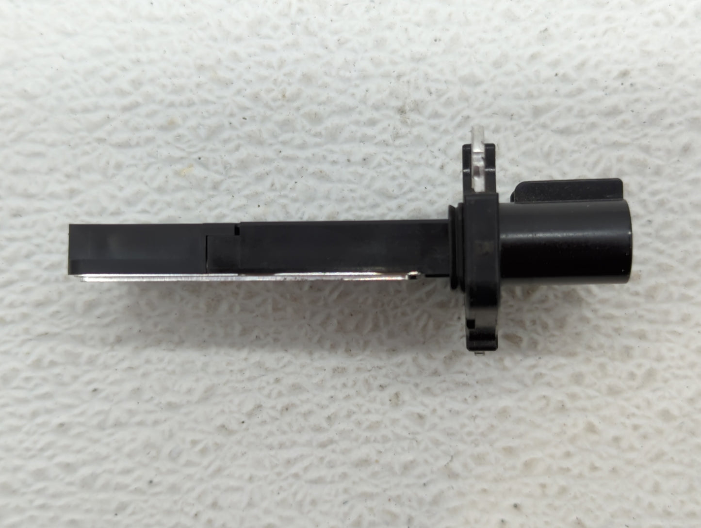 2010-2011 Gmc Terrain Mass Air Flow Meter Maf - Oemusedautoparts1.com