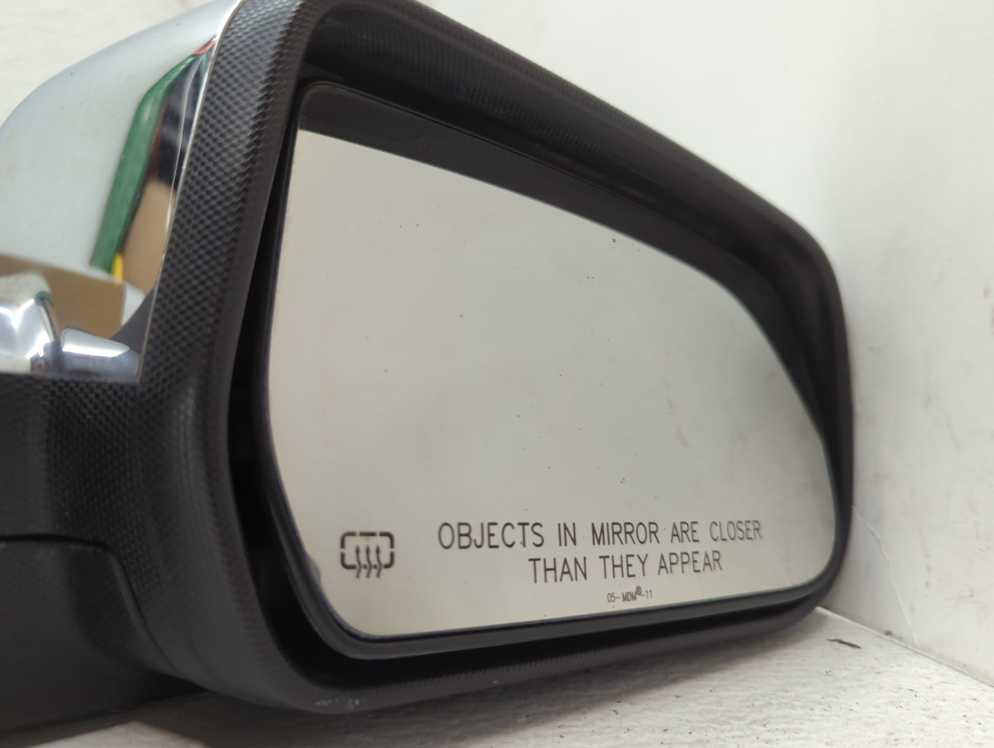 2010-2011 Gmc Terrain Passenger Side View Mirror - Right Door Mirror OEM Used - Oemusedautoparts1.com