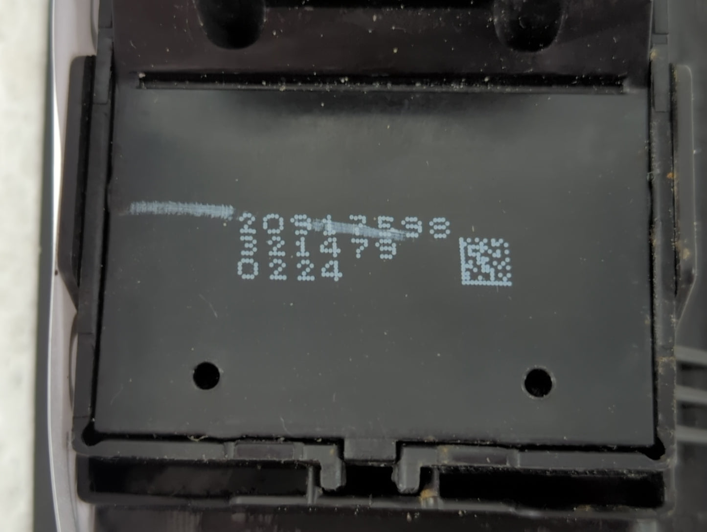 2010-2017 Gmc Terrain Master Power Window Switch Replacement Driver Side Left P/N:20917598 Fits OEM Used Auto Parts - Oemuse