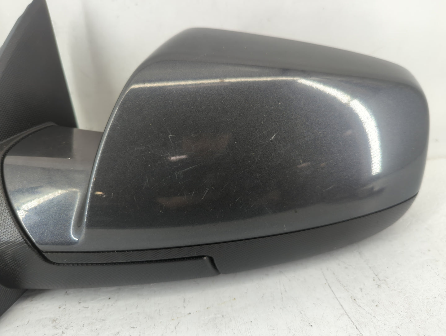 2010-2011 Gmc Terrain Driver Side View Mirror - Left Door Mirror OEM Used - Oemusedautoparts1.com
