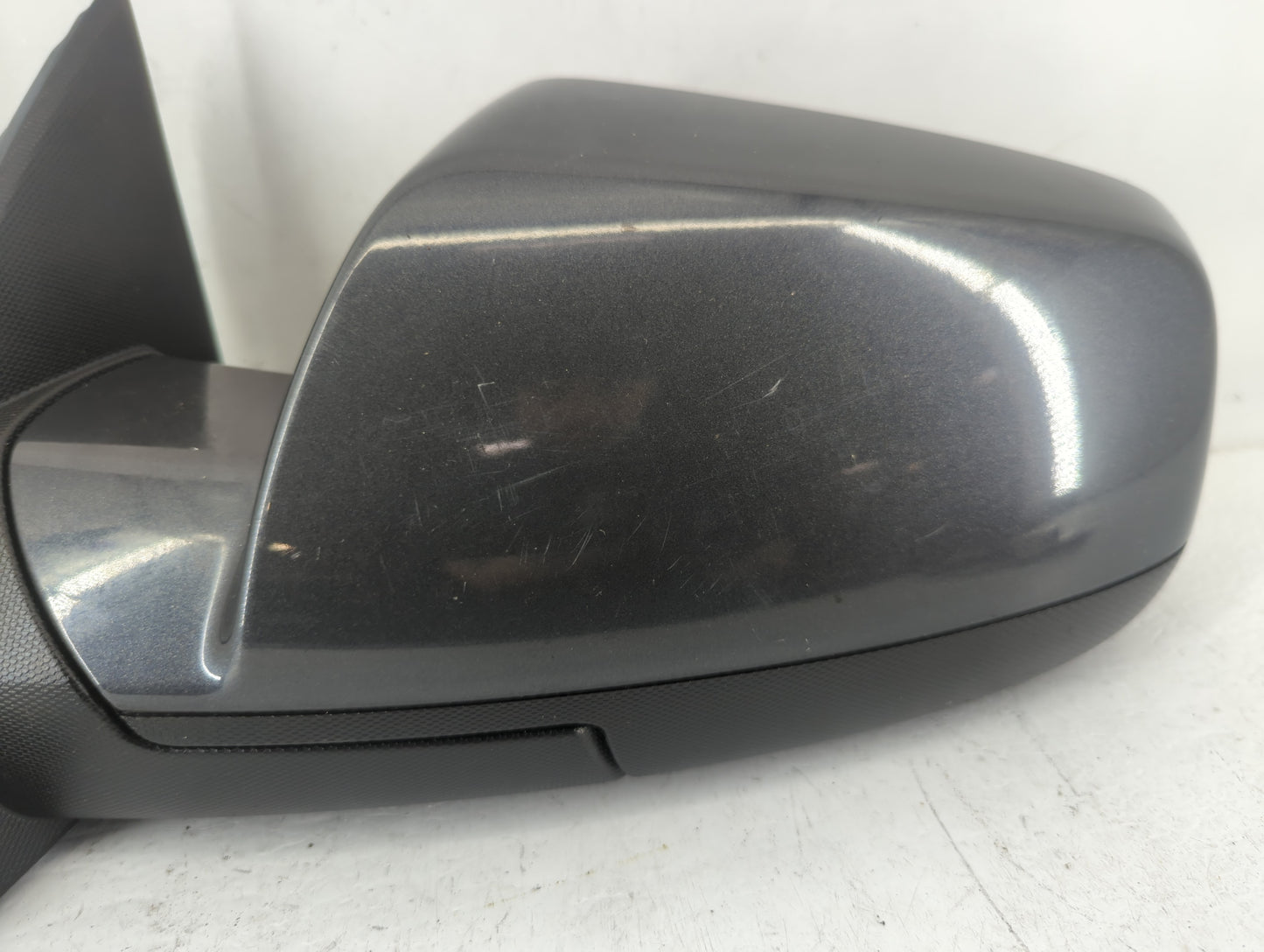 2010-2011 Gmc Terrain Driver Side View Mirror - Left Door Mirror OEM Used - Oemusedautoparts1.com