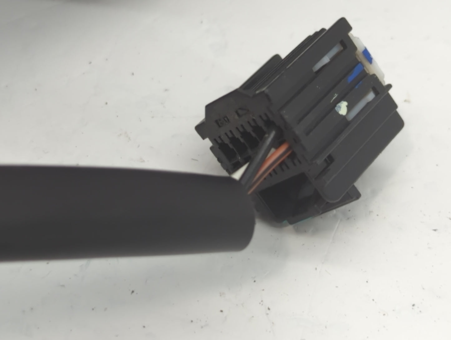2010-2011 Gmc Terrain Passenger Side View Mirror - Right Door Mirror OEM Used - Oemusedautoparts1.com