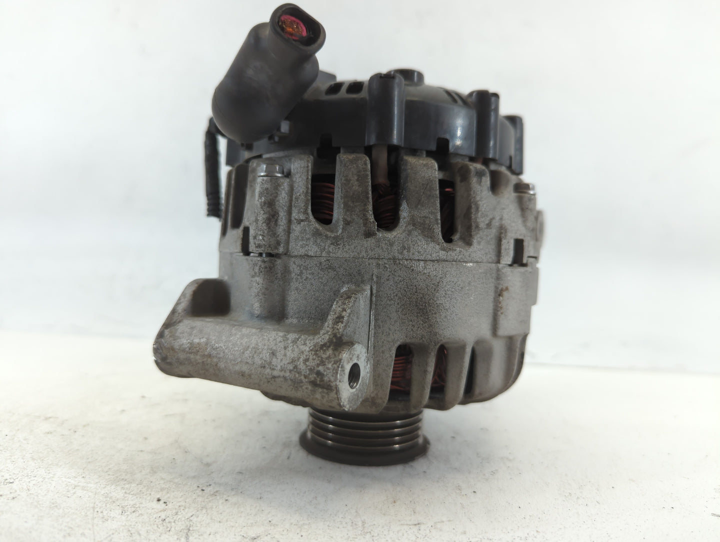 2010-2017 Gmc Terrain Alternator Replacement Generator Charging Assembly Engine OEM P/N:13500315 Fits OEM Used Auto Parts - 