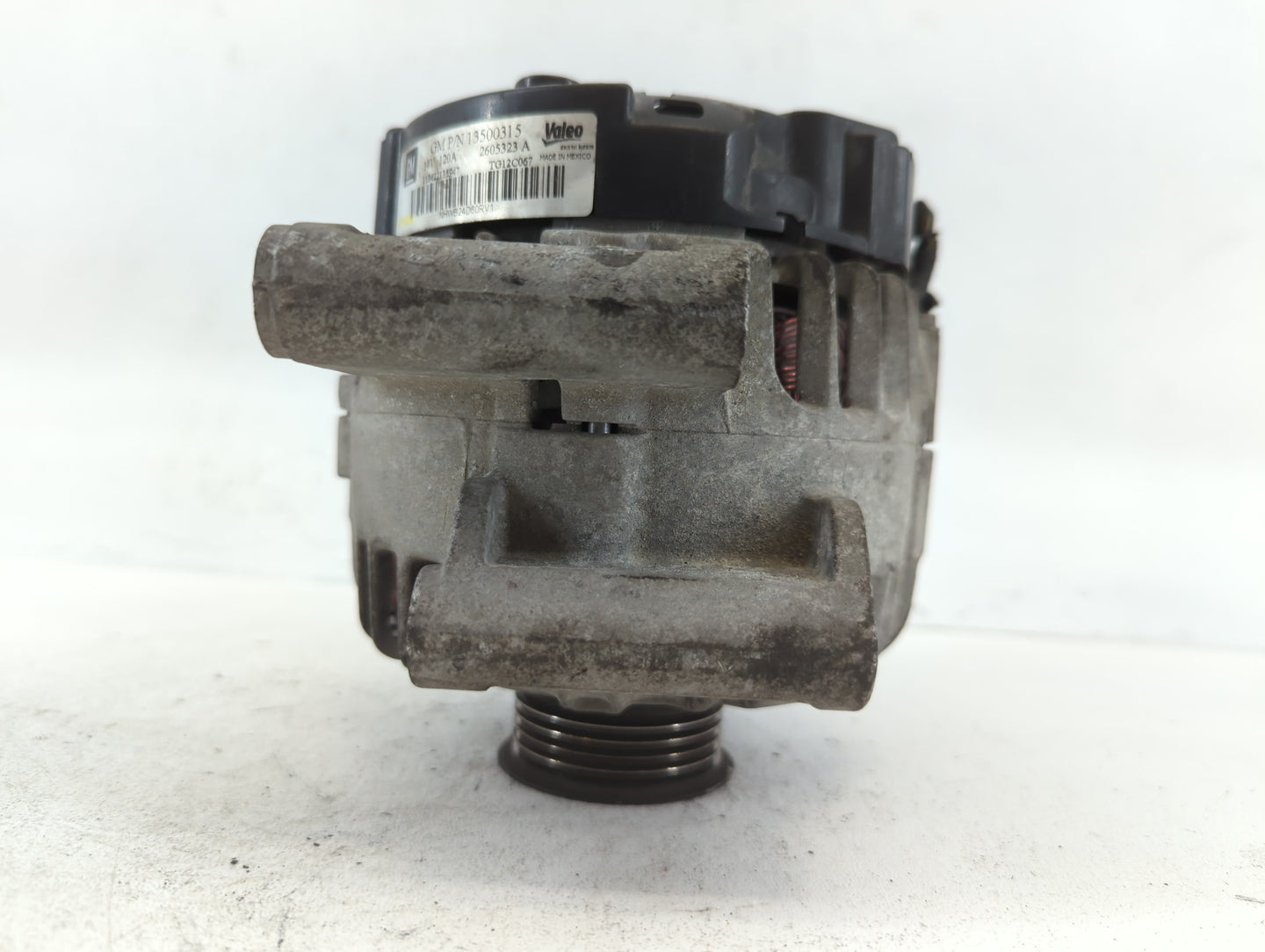 2010-2017 Gmc Terrain Alternator Replacement Generator Charging Assembly Engine OEM P/N:13500315 Fits OEM Used Auto Parts - 
