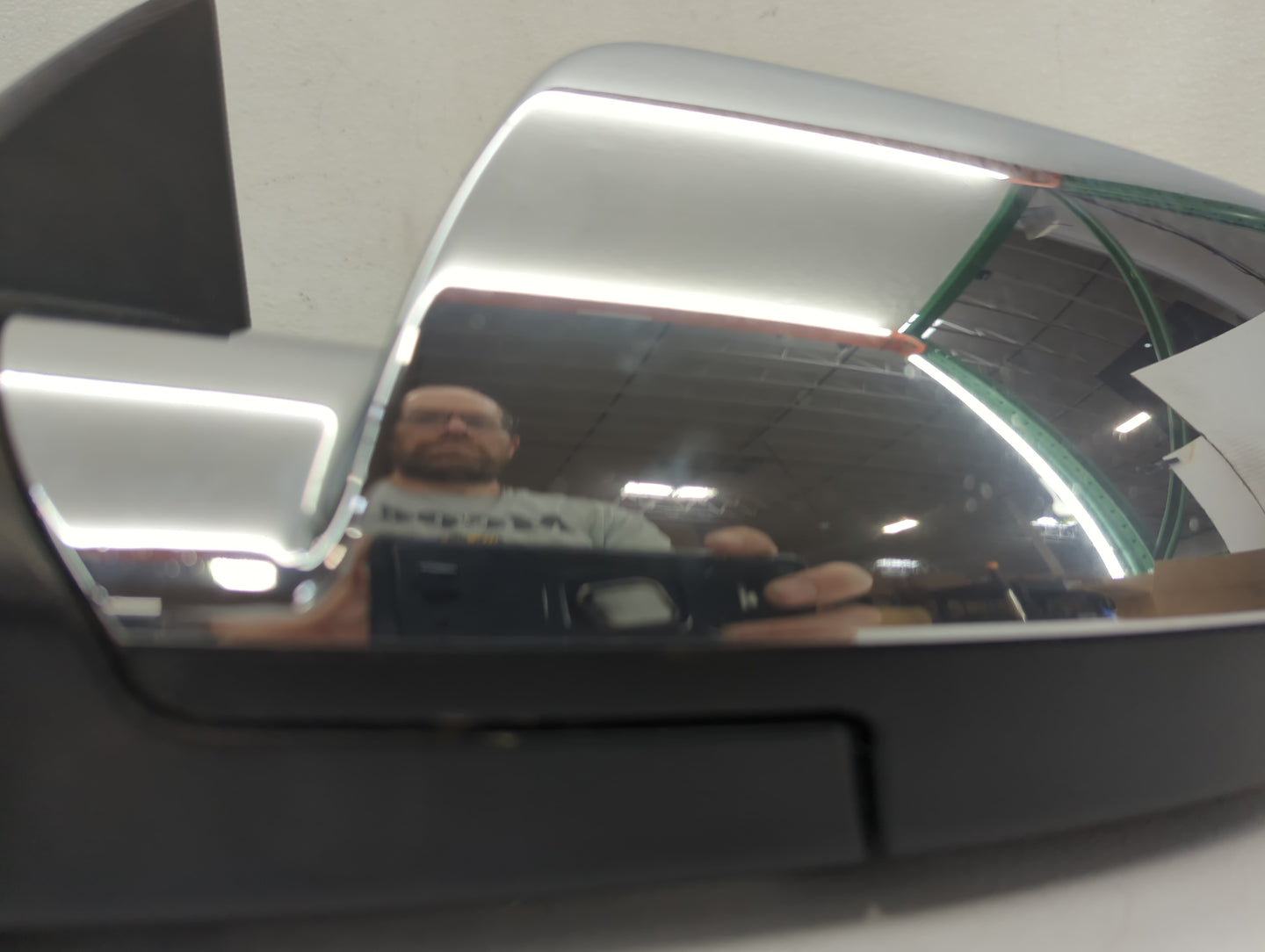2010-2011 Gmc Terrain Driver Side View Mirror - Left Door Mirror OEM Used - Oemusedautoparts1.com
