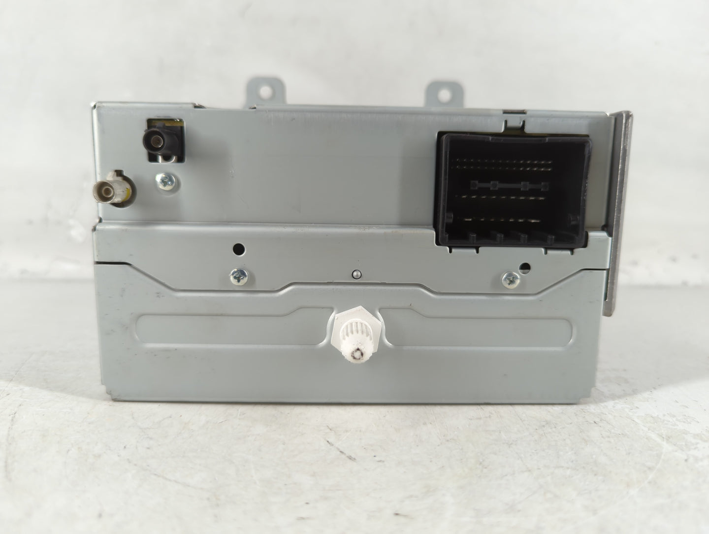 2011-2011 Gmc Terrain Am Fm Cd Player Radio Receiver - Oemusedautoparts1.com