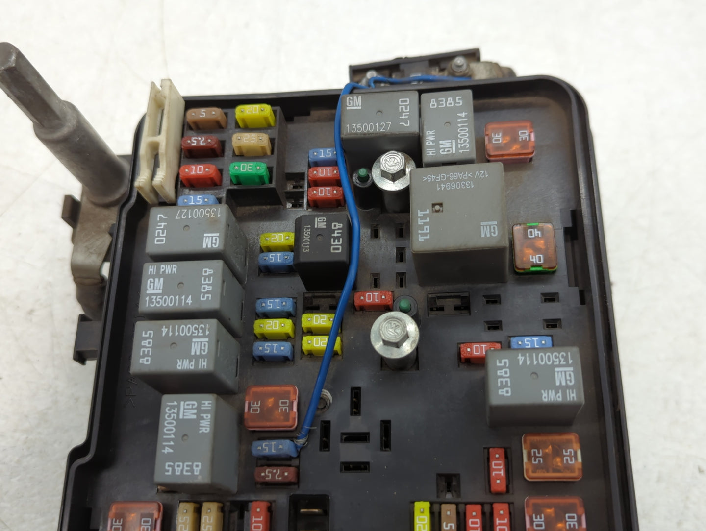 2011 Gmc Terrain Fusebox Fuse Box Panel Relay Module P/N:20899629_02 Fits OEM Used Auto Parts - Oemusedautoparts1.com