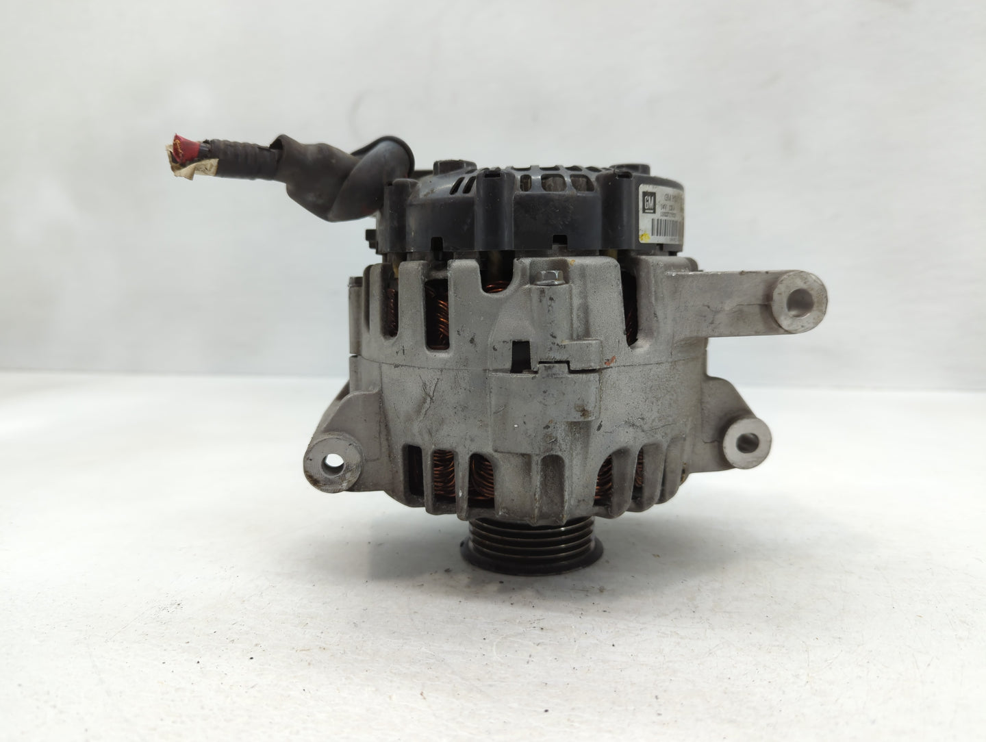 2010-2017 Gmc Terrain Alternator Replacement Generator Charging Assembly Engine OEM P/N:13500315 Fits OEM Used Auto Parts - 