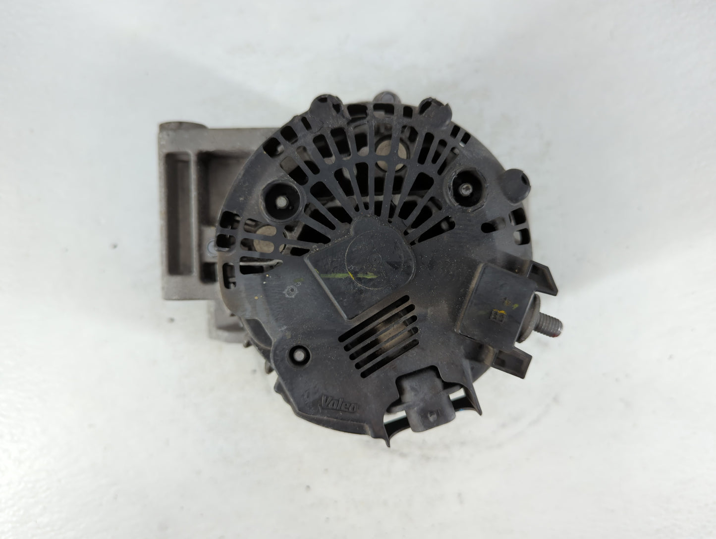 2010-2017 Gmc Terrain Alternator Replacement Generator Charging Assembly Engine OEM P/N:2605323 A 13500315 Fits OEM Used Aut
