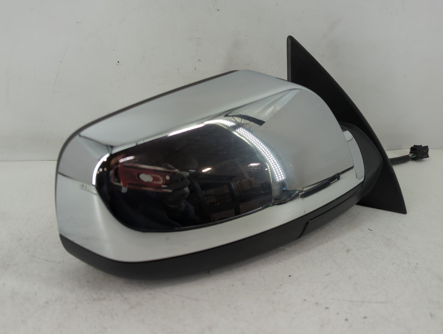 2010-2011 Gmc Terrain Passenger Side View Mirror - Right Door Mirror OEM Used - Oemusedautoparts1.com