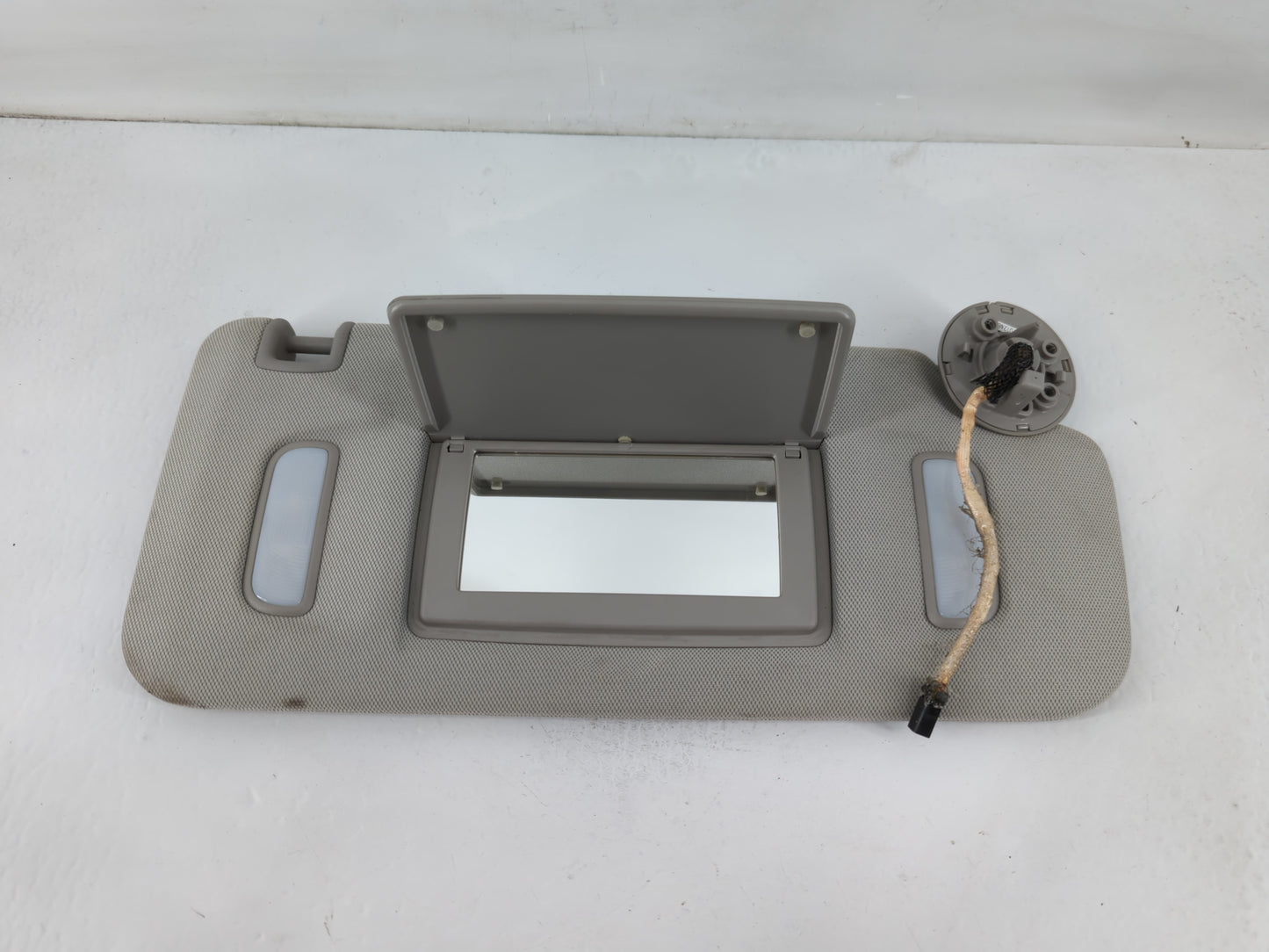 2010-2017 Gmc Terrain Sun Visor Shade Replacement Passenger Right Mirror Fits Fits 2010 2011 2012 2013 2014 2015 2016 2017 O