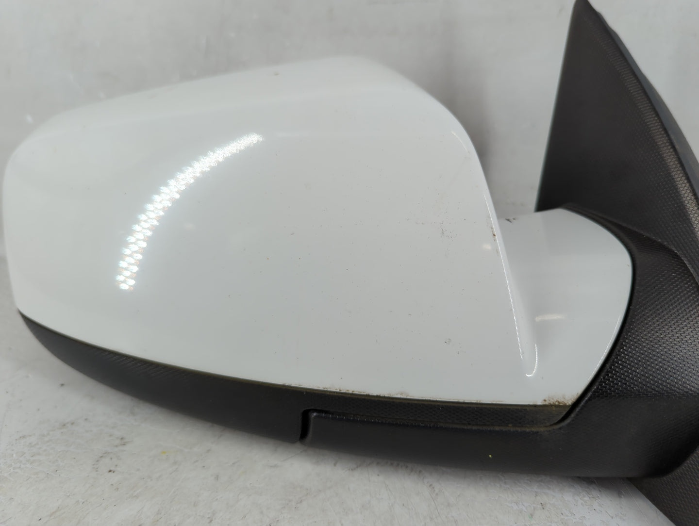 2011 Gmc Terrain Passenger Right Side View Manual Door Mirror White - Oemusedautoparts1.com