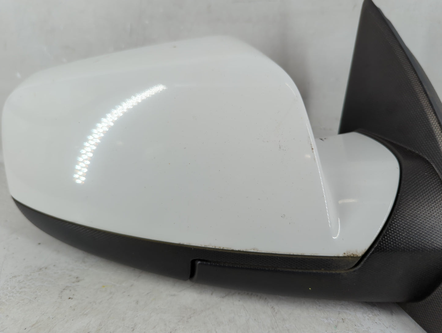 2011 Gmc Terrain Passenger Right Side View Manual Door Mirror White - Oemusedautoparts1.com